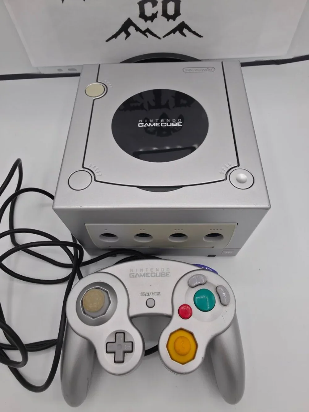 Nintendo GameCube Platinum Edition in box